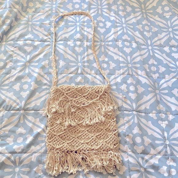 Handmade Vintage Boho Macramé Purse - Picture 4 of 4